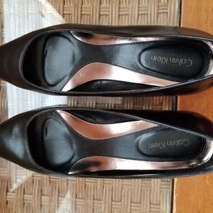 Calvin Klein small pumps 10m